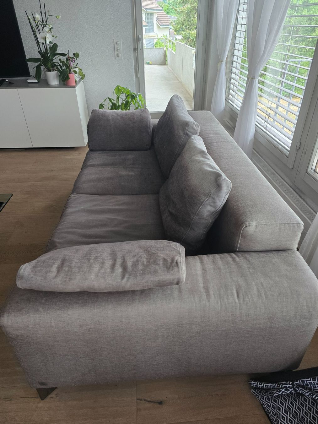 Divani: Busnelli Sofa dunkelgrau 3er und 2er gebraucht – Usato da Matzingen venduto da Lilo1407 5