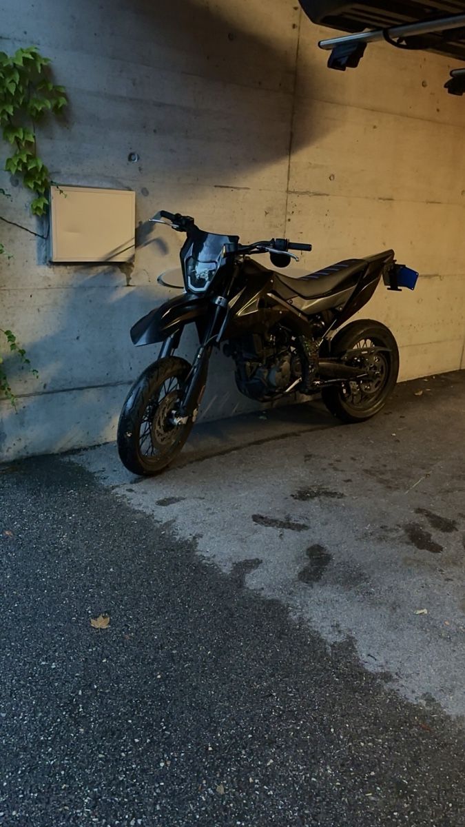 Aprilia Strasse: Aprilia sx125 – Gebraucht aus Ersigen von _Claude 3
