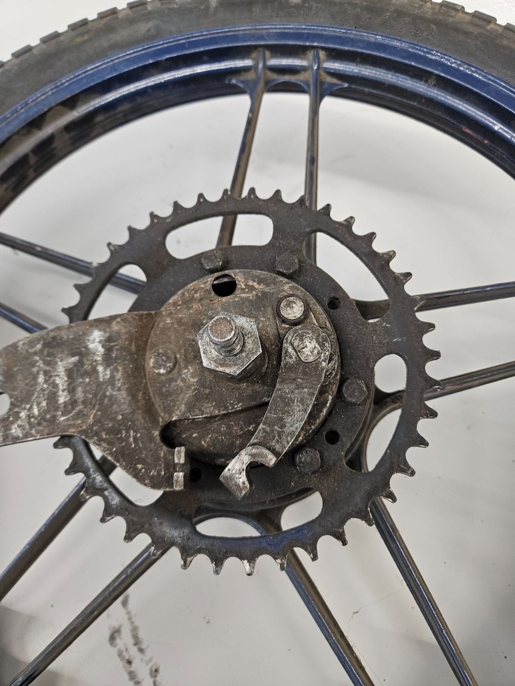 Puch Parti ricambio per ciclomotori: Puch Maxi S Gussfelge Hinterrad – Usato da Mellingen venduto da Mech-Service 1