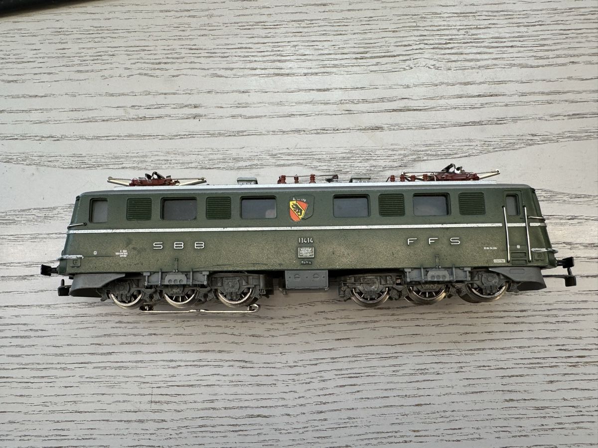 Märklin Modellini di ferrovie: Märklin 3050 SBB Ae 6/6 Bern – Usato da Lupsingen venduto da New-Haven 1