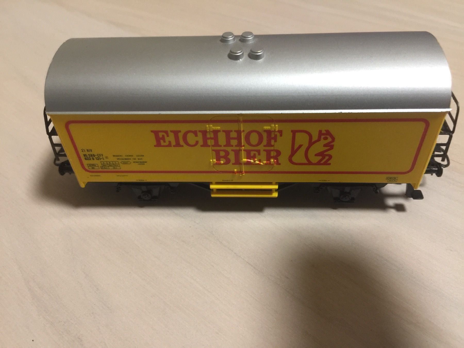 Märklin Modellini di ferrovie: schöner Güterwagon-Eichhof Bier-Märklin – Usato da Bolligen venduto da Astrophysiker06