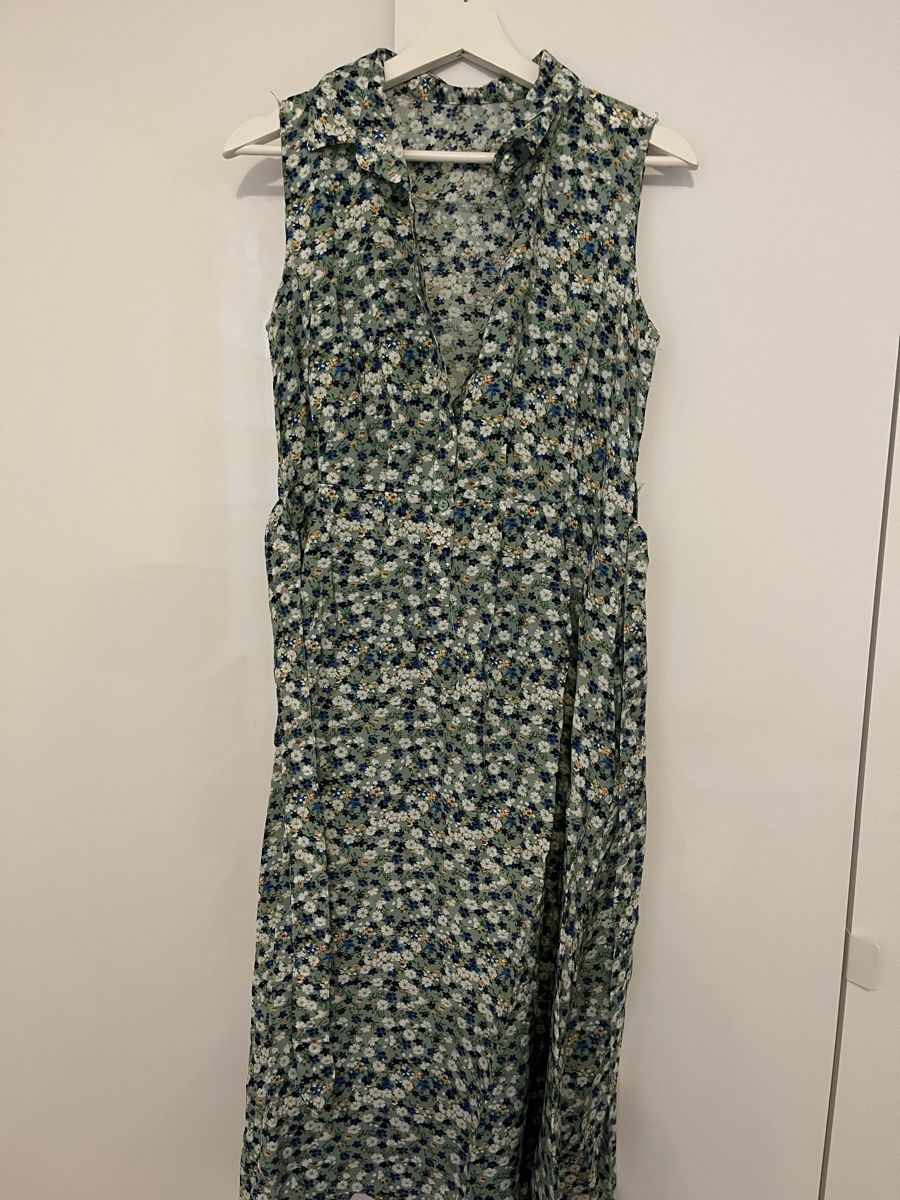 Robes: geblümtes Kleid  – Neuf (Voir description) à Glis par jos_hj8q