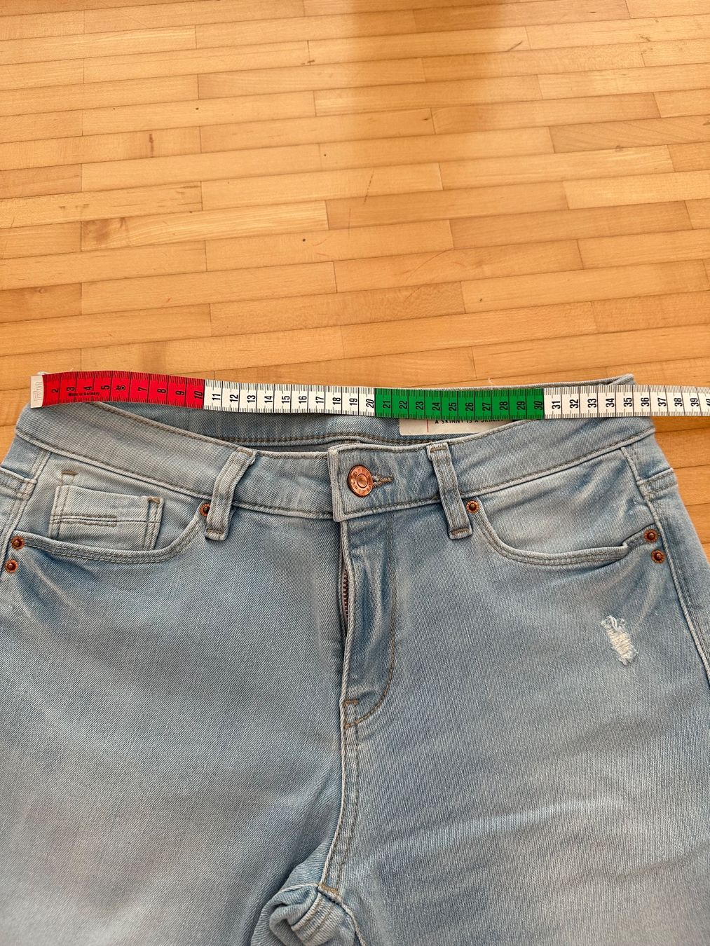 Esprit Jeans: ESPRIT Capri Jeans Skinny W28 – D'occasion à Würenlos par gtvlady_82 4