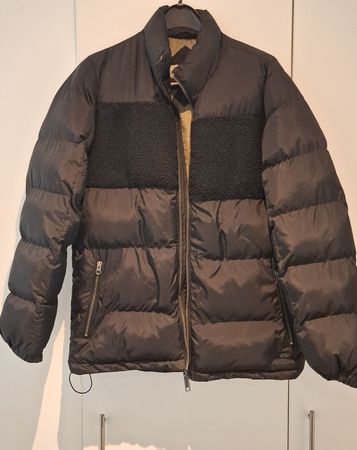 Warme Winterjacke, Grösse M, Top Zustand für kalte Tage!