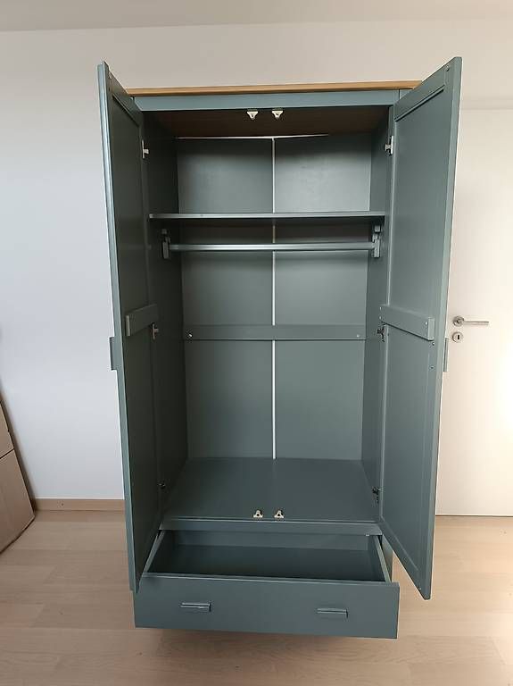 Armoires: Armoire – D'occasion à Echandens par con_7ws2 4