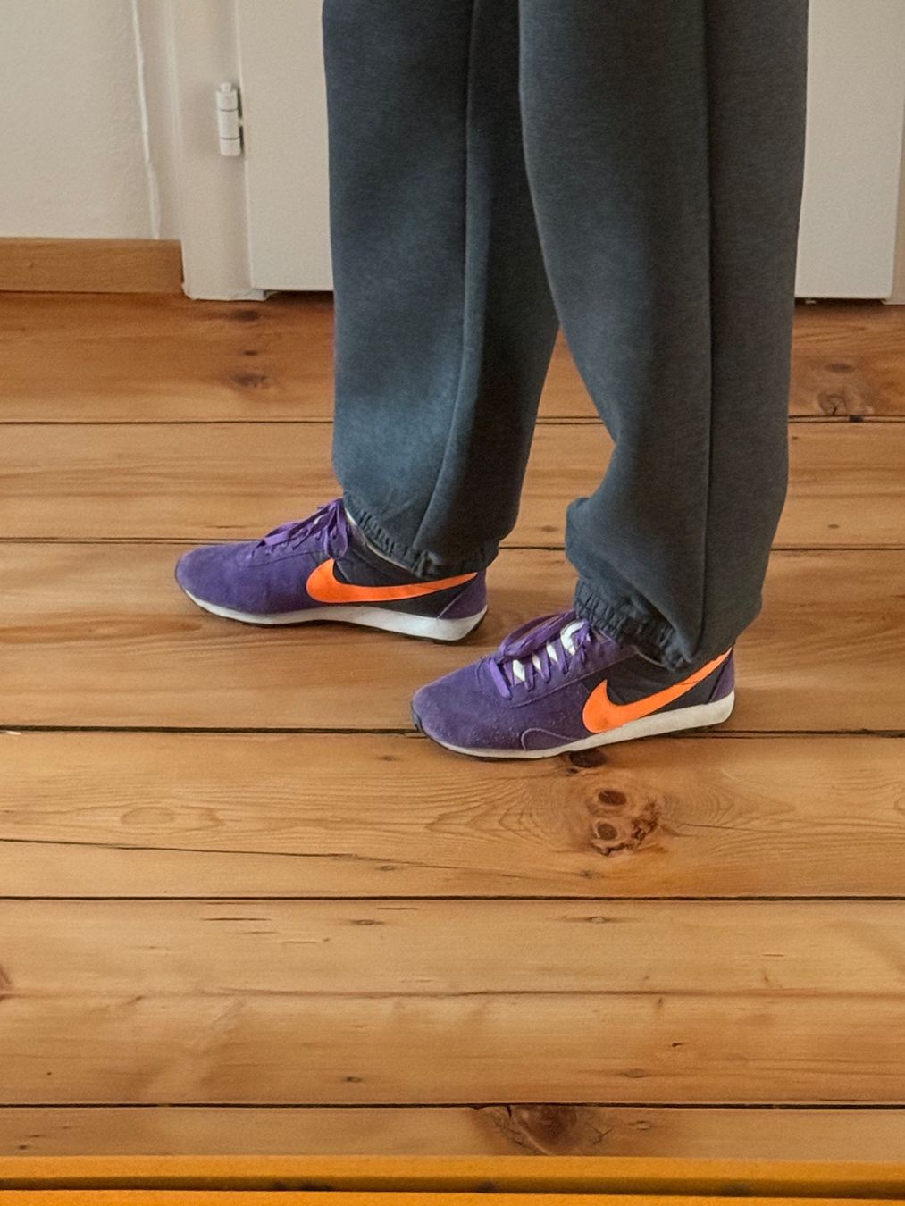 Nike Scarpe da uomo: Nike Montreal Racer Gr. 43 – Usato da Zürich venduto da Basilou98 2