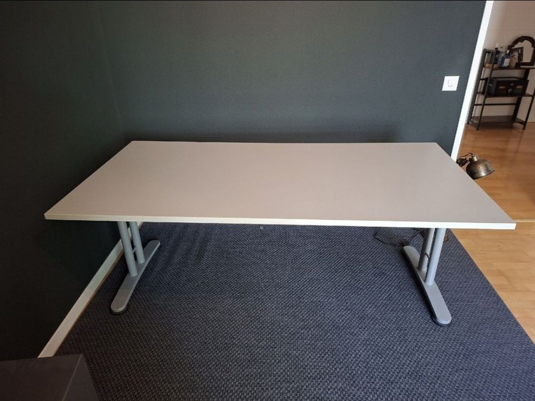 Bigla Scrivanie: Zwei Bürotische Bigla – Usato da Meggen venduto da Ma.Elisa 1