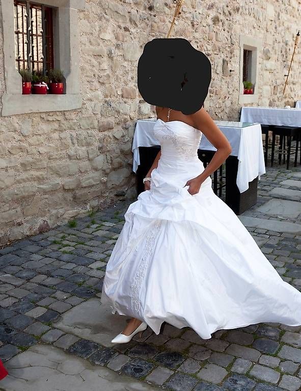 Vestiti: Hochzeitskleid weiss – Usato da Mönchaltorf venduto da Swiss131