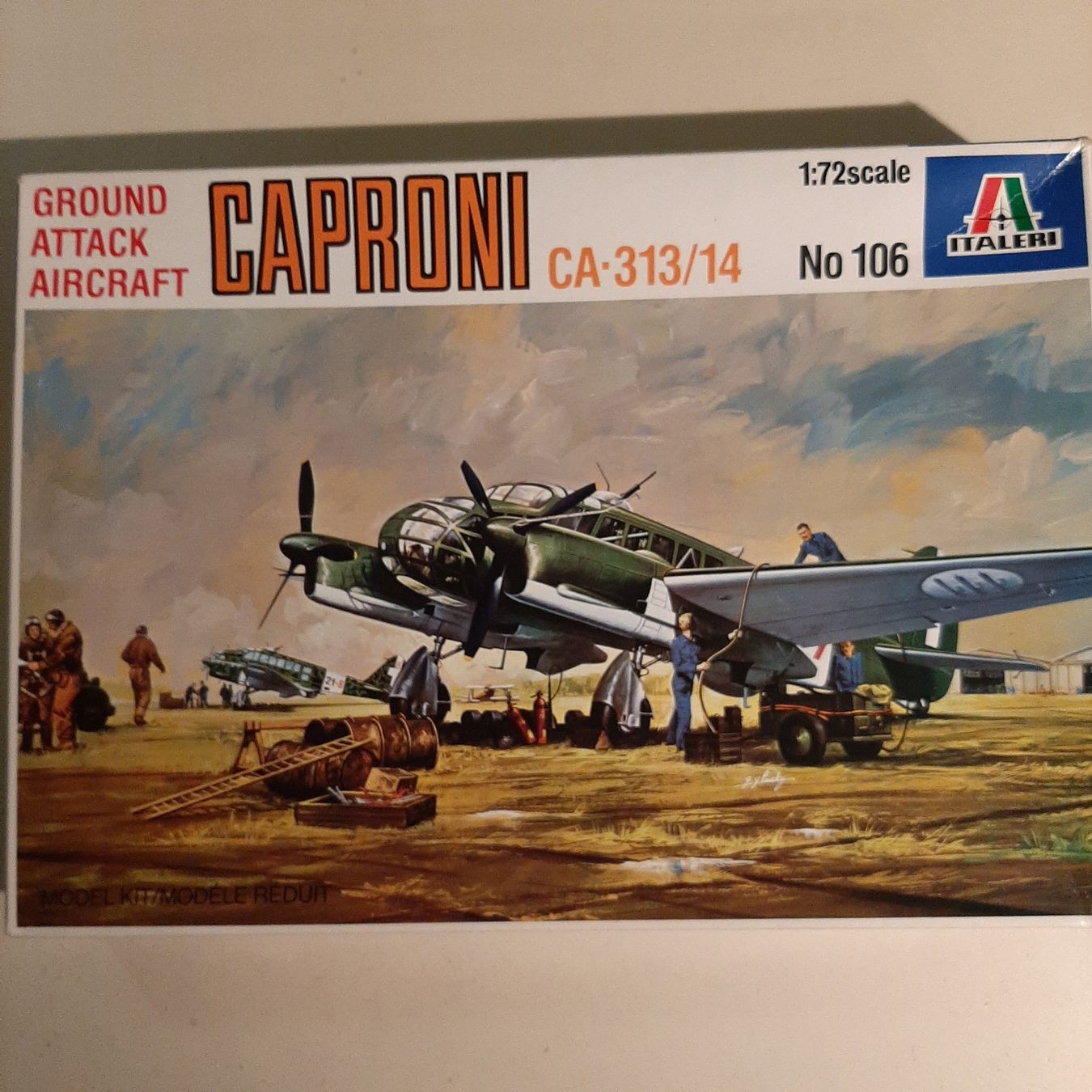Italeri Kit di modellismo & Modellini statici: 1231 ... Caproni CA-313/314 ... Italeri 106 – Nuovo (secondo la descrizione) da Bonstetten venduto da Benibanny59