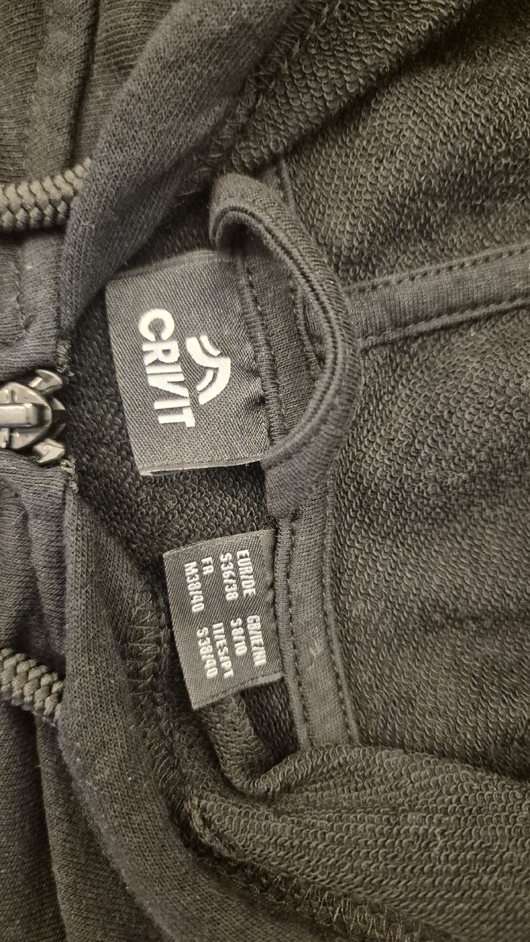 Maglioni & Felpe: Kapuzenpullover Crivit Schwarz Gr. S neuwertig – Nuovo (secondo la descrizione) da Unteriberg venduto da Foxcross 2