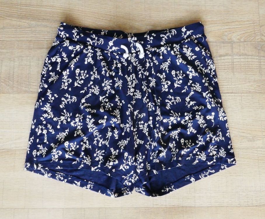 Lots de vêtements: Schönes Viskose Sommer Duo, Gr. 40 – D'occasion à Olten par Dickbrave 4