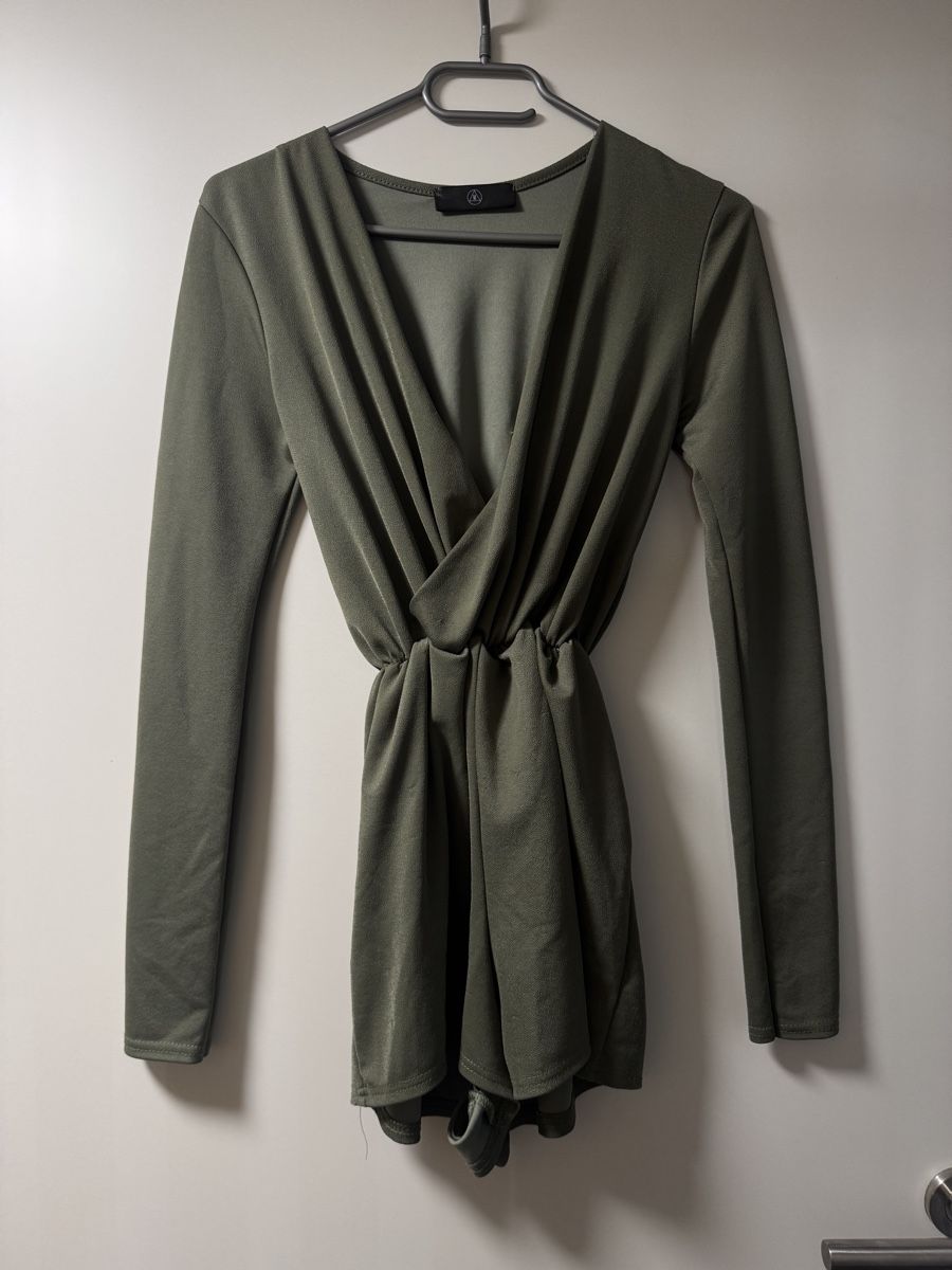 Tute: Damen Jumpsuit Khaki Grösse S – Usato da Buchrain venduto da Babyblau777