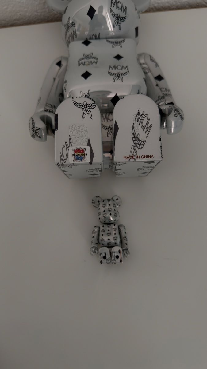Figuren: Bearbrick x MCM 100% & 400% Set-White Chrome Ver. – Neu (gemäss Beschreibung) aus Vevey von diogodasilva_ 1