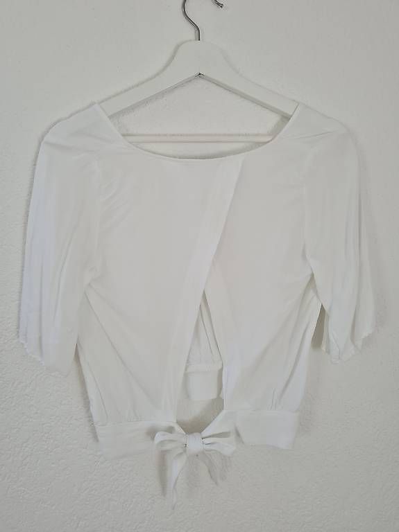 T-shirt: Brandy Melville luftiges T-Shirt – Usato da Laufen venduto da Loli42 1