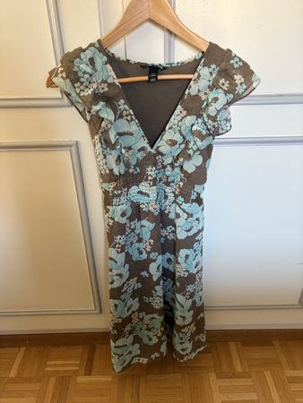 Robe courte imprimé floral marron et bleu taille 34