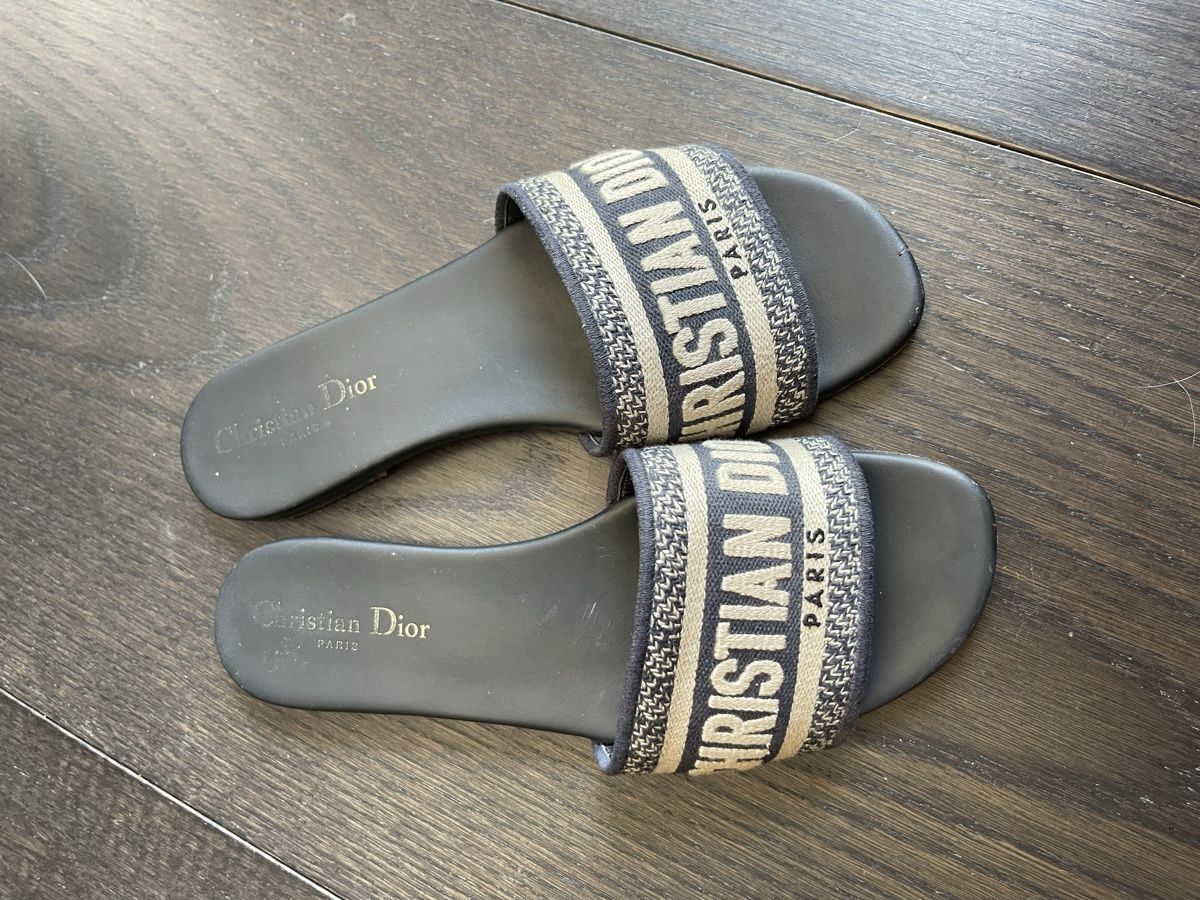 Scarpe da donna: Christian Dior Sandalen – Usato da Wädenswil venduto da Cocomagi 2