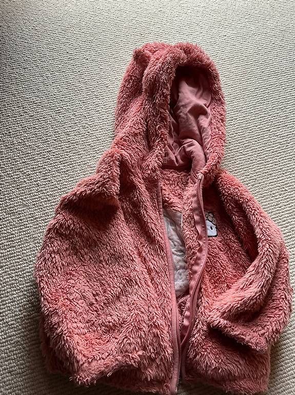 Giacche & Cappotti: Veste jackette hello kitty taille 98 / 104 – Usato da St-Sulpice VD venduto da cel_byg6