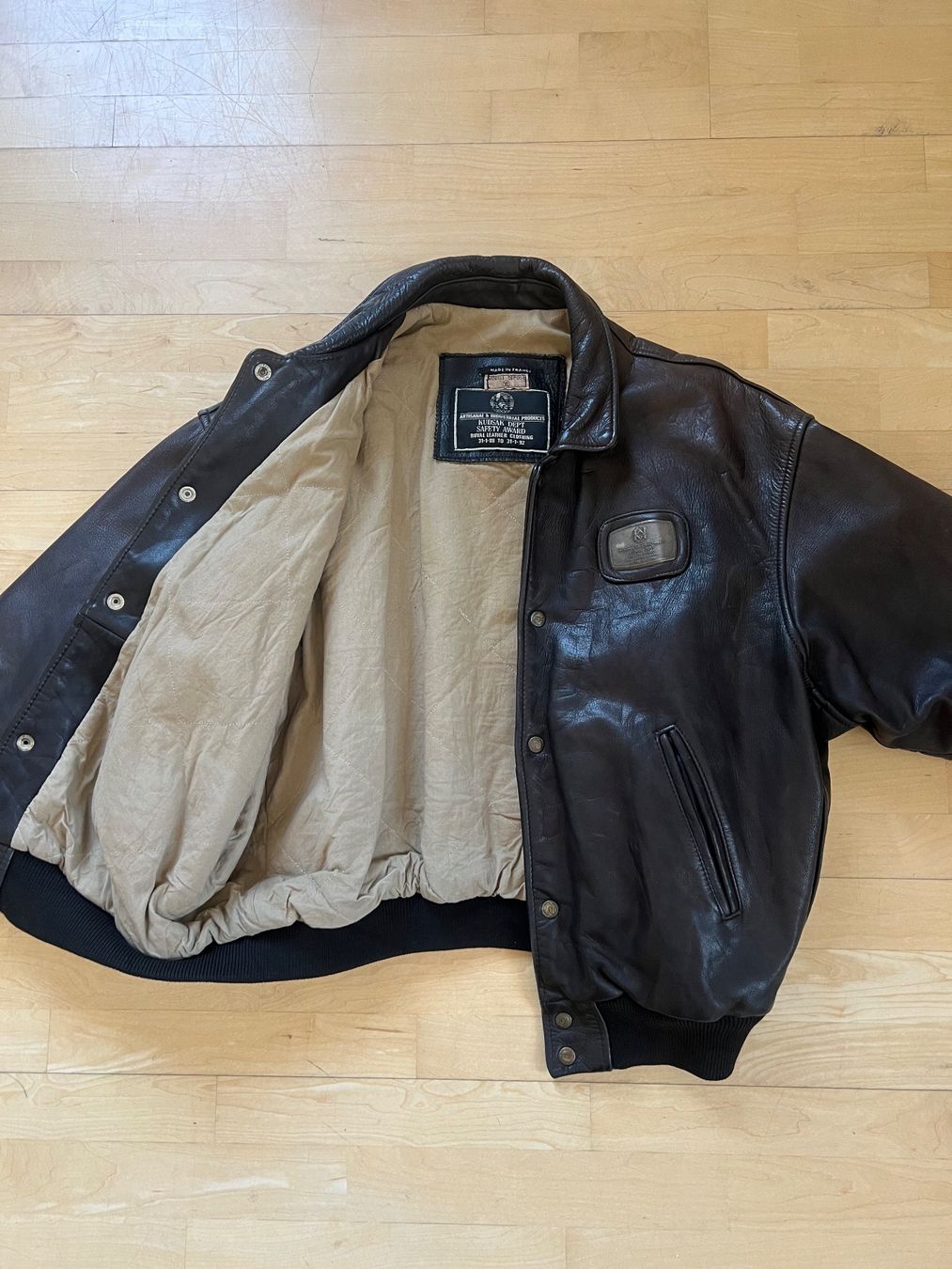 Giacche: Dunkelbraune Vintage-Bomber-Lederjacke – Usato da Biel/Bienne venduto da raphaelyconrad 3