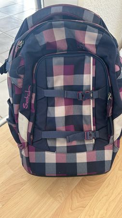 Schulrucksack Satch kariert lila blau gebrauchter Zustand