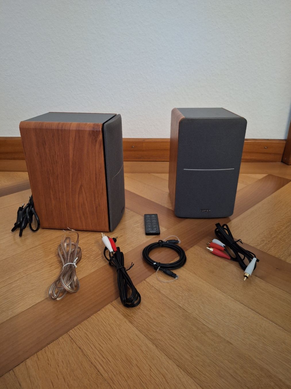 Casse acustiche: Lautsprecher Edifier R1280DB  – Usato da Uznach venduto da Lilie08