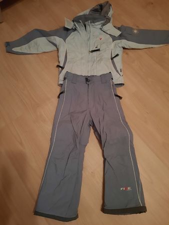 Skijacke und Skihose