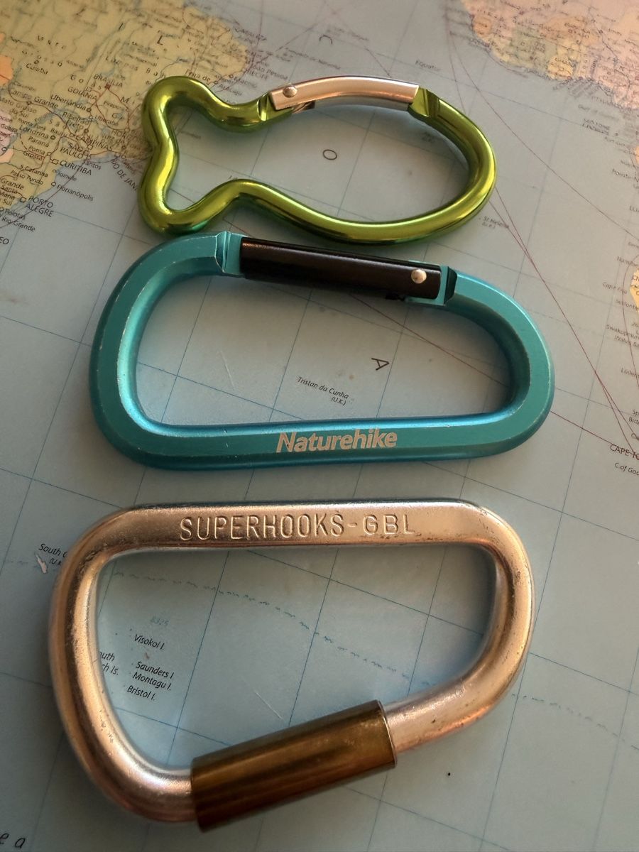 Attrezzatura da arrampicata: NEU***SCHLÜSSEL KARABINER 3 Stk***SPEZIELL*** – Nuovo e nell'imballaggio originale da Zürich venduto da Ceca52 1