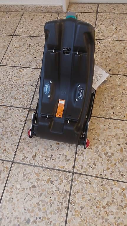 Seggiolini per auto: Britax Babysitz inkl Isofix – Usato da Adlikon b. Regensdorf venduto da Gerie01 4