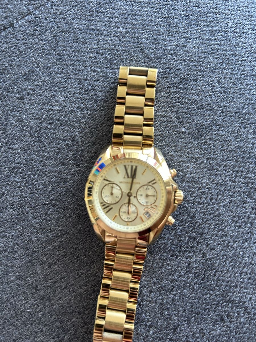 Michael Kors Montres: Montre Michael Kors dorée  – D'occasion à Gorgier par hcaroline4 1