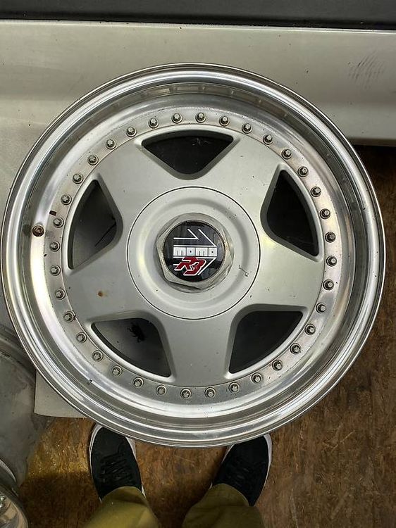 Jantes Momo R3 17' (D'occasion) à Chancy pour CHF 1800 – retrait ...