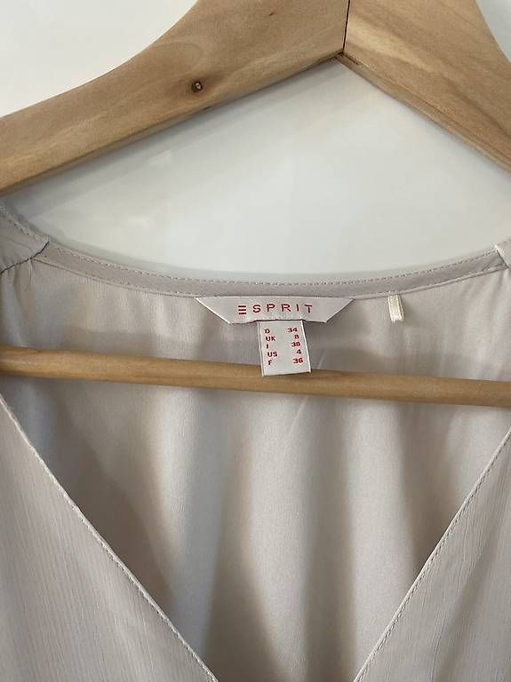 Esprit Vestiti: Neues Esprit Kleid Gr 34 – Usato da Olten venduto da jen_5nsj 3