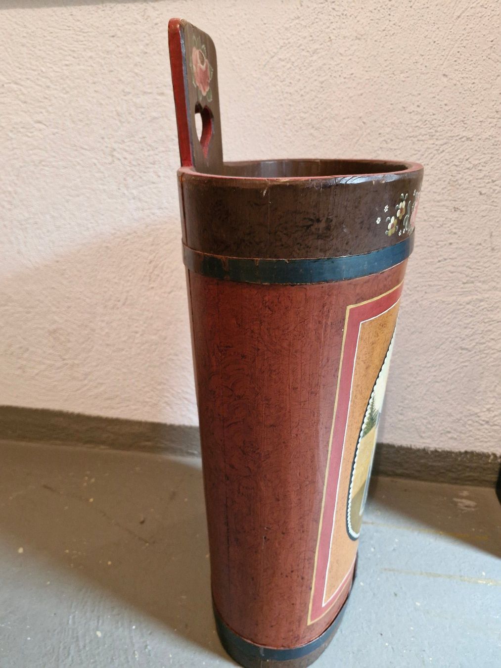 Sonstige Büroeinrichtungen: Schirmständer aus Holz, handbemalt. – Gebraucht aus Flawil von Philip2005 1