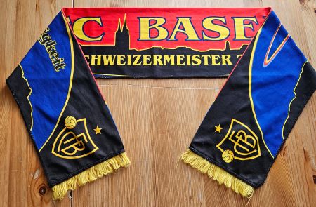 FC Basel Schweizer Meister 2004 Fan Schal FCB