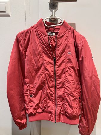Tommy Hilfiger Übergangsjacke, Grösse XS, neuwertig!
