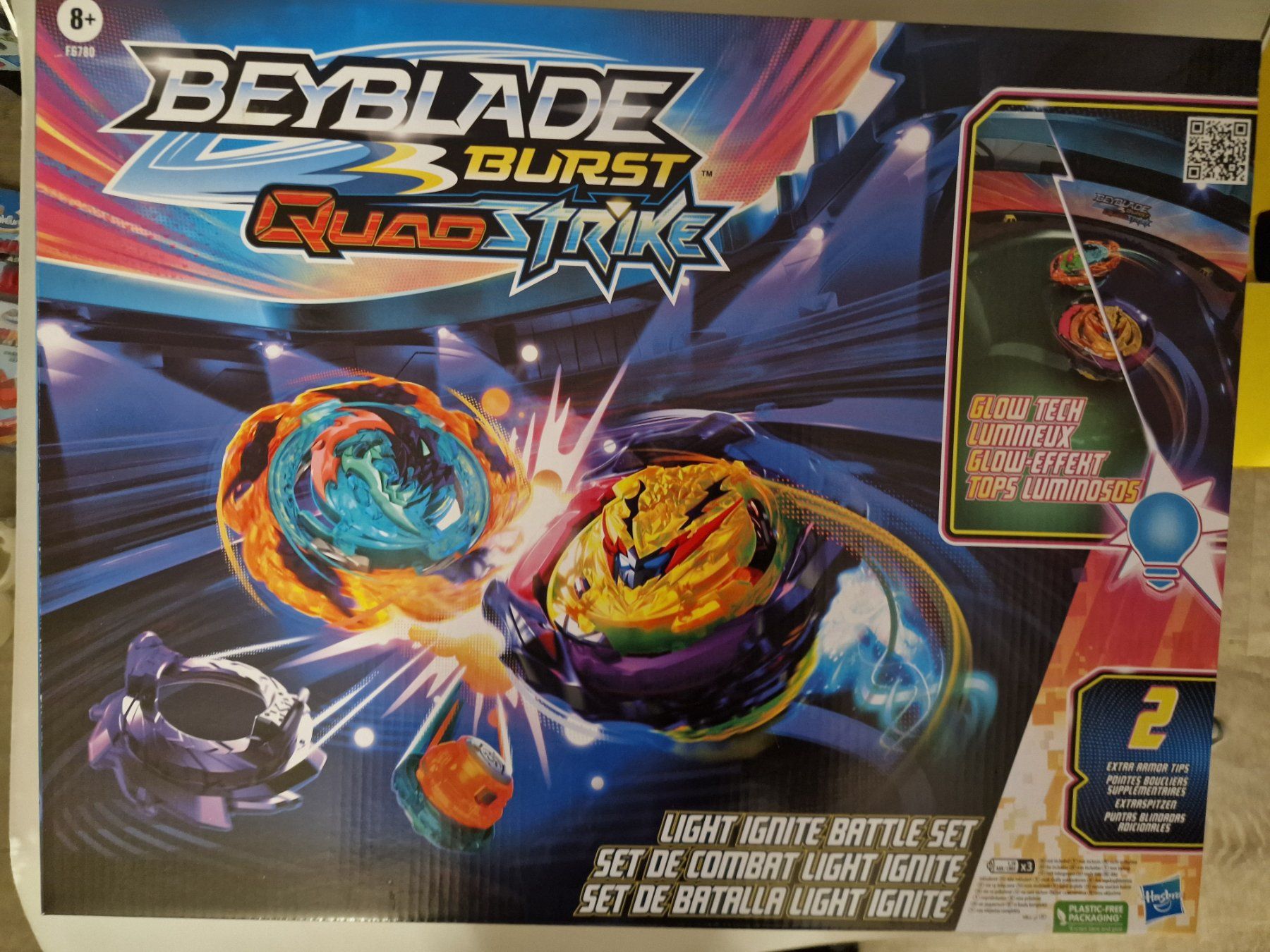 Giocattoli: Beyblade Burst QuadStrike Light Ignite Battle Set, Neu – Nuovo e nell'imballaggio originale da Oberuzwil venduto da aseinkaufswelt