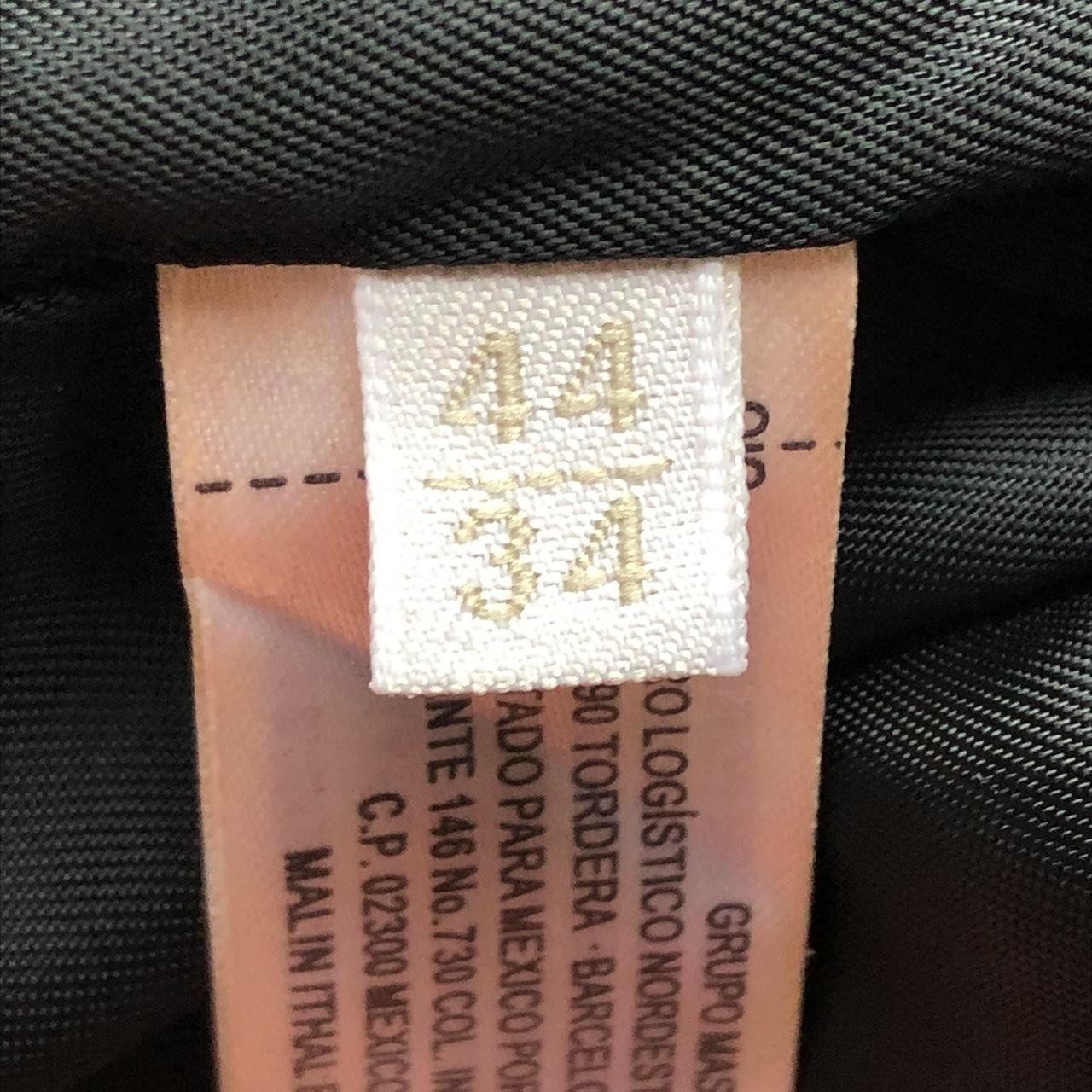 Massimo Dutti Completi & Tailleur: Suit Massimo Dutti Black Women 44 – Usato da Genève venduto da ang_7j7j 4