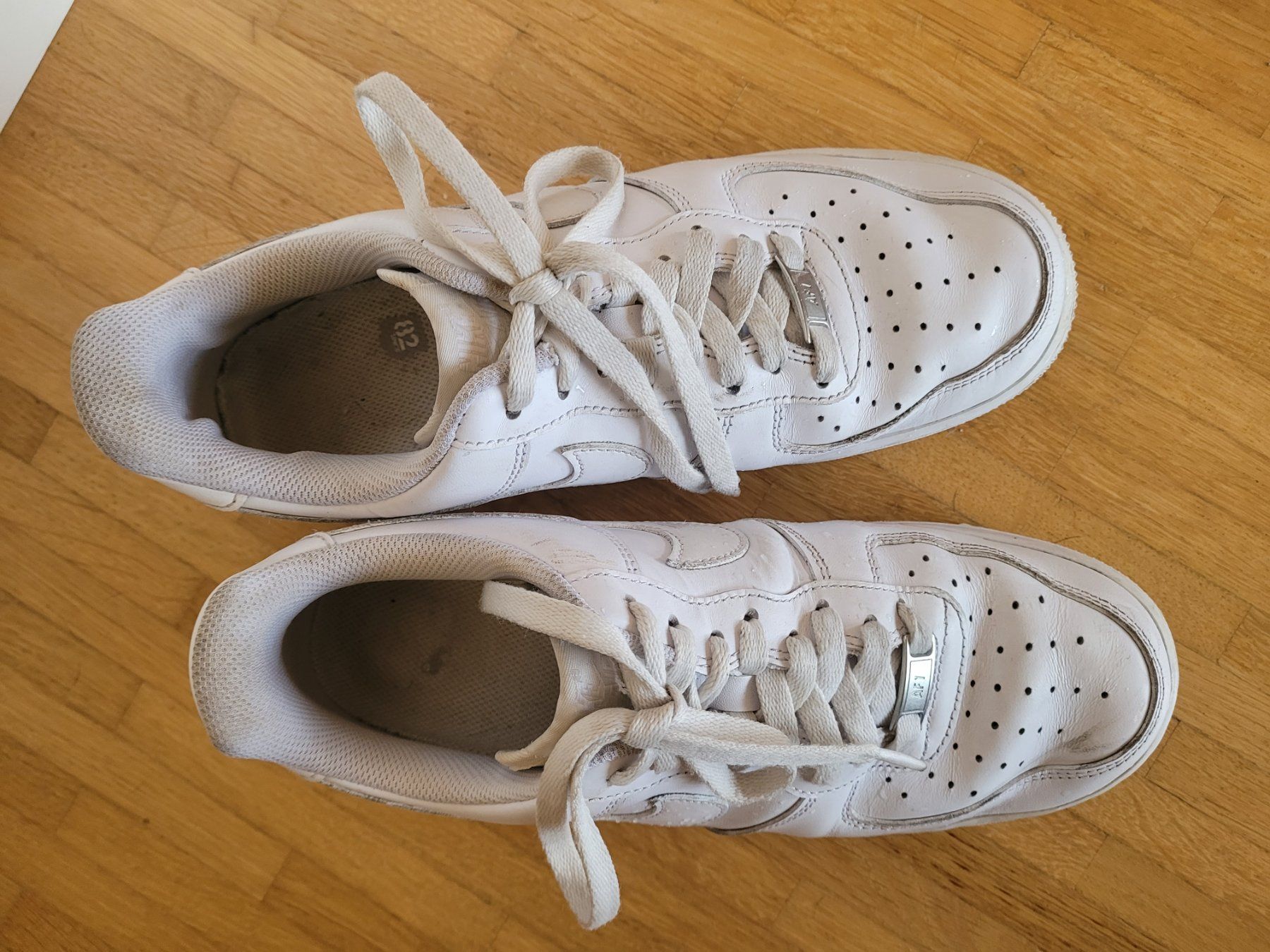 Nike Herrenschuhe: Nike Air Force 1, Grösse 41, weiss – Gebraucht aus Hilterfingen von Murmeltier24