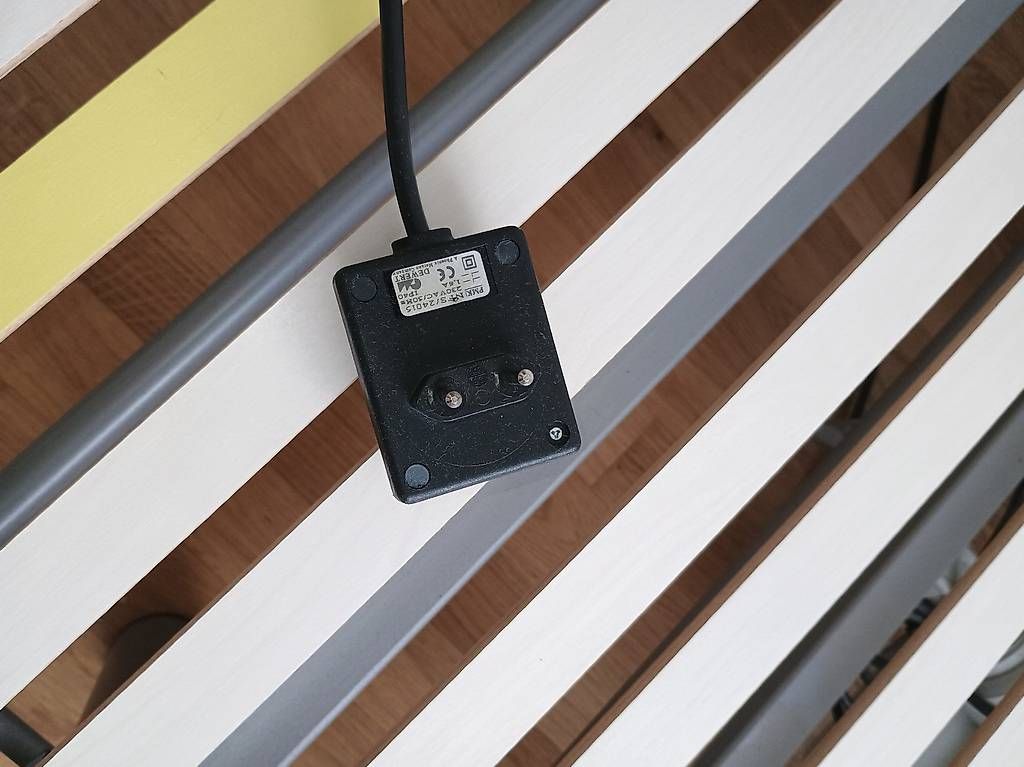 Letti: Elektrisches Bett 200x90 cm – Usato da Zürich venduto da Janmiral 2