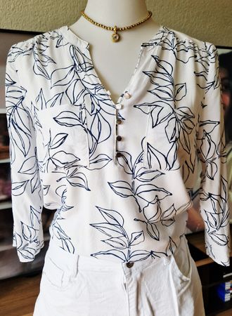 C&A Ladies Shirt, Size 40, White with Blue Leaves.