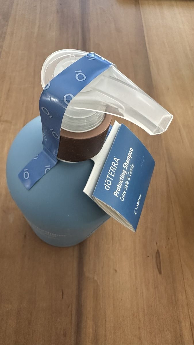 Doterra Produits de soins capillaires: Shampoo Protecting, doterra – Neuf avec emballage d'origine à Wichtrach par Saxiphraga 3