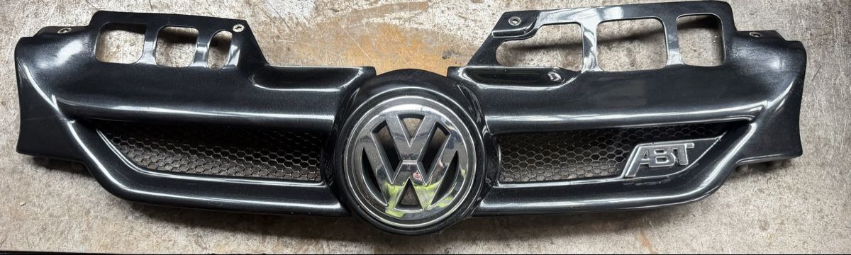 VW Alle Autoersatzteile: VW Golf 5 ABT Tuning Frontgrill mit Gutachten – Gebraucht aus Widnau von Gasser_Auto