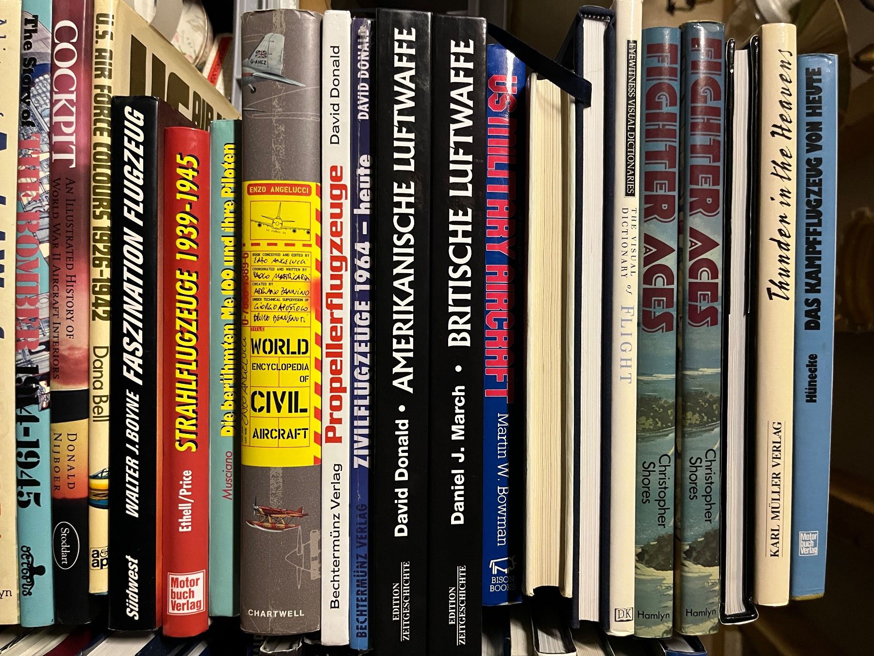 Bücher: buch, flugzeug, fliegen, militär, ein riesenposten – Gebraucht aus Emmenmatt von flyrecords