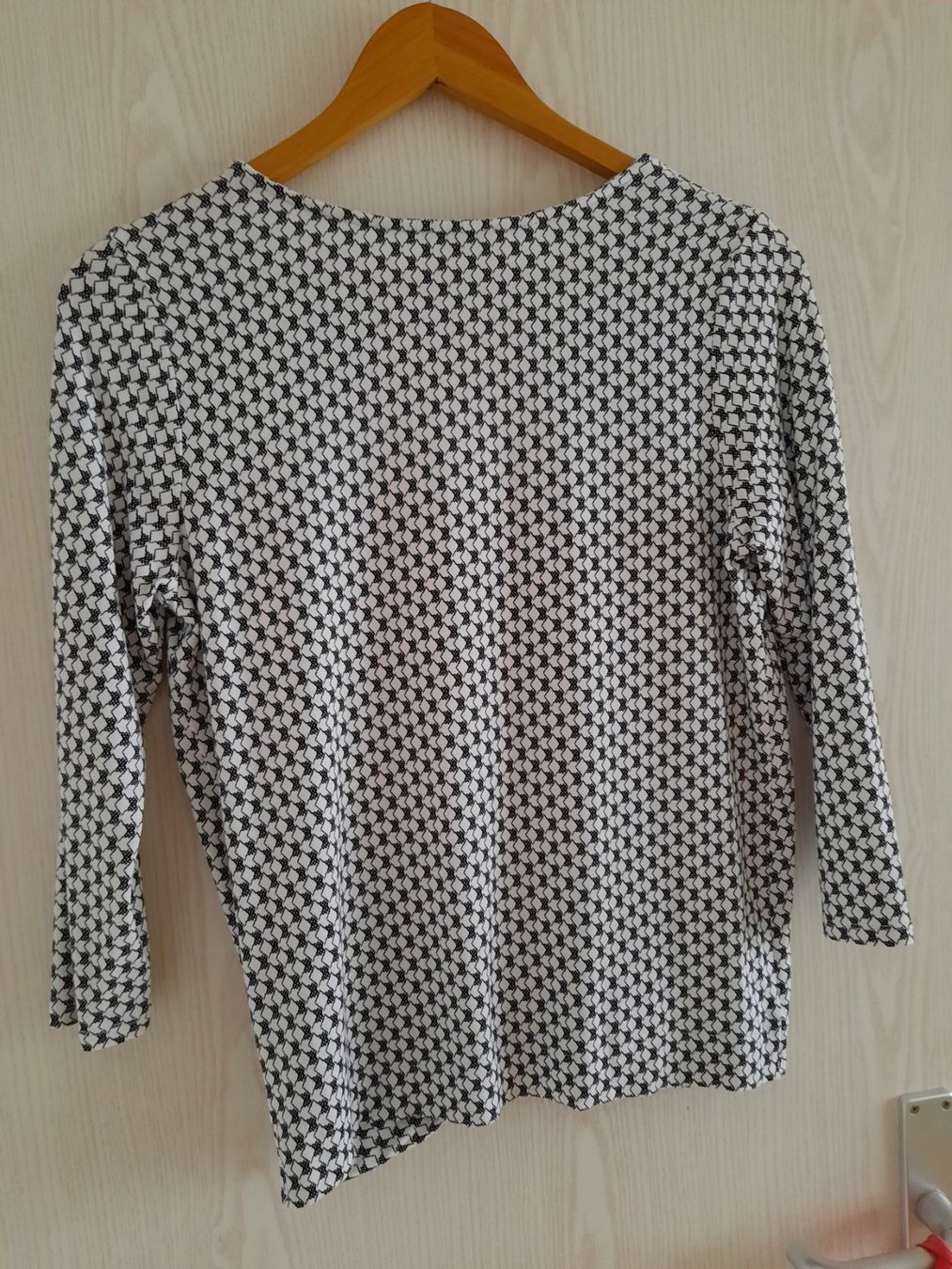 T-shirt: Sweat-Shirt Street one Gr.34 – Usato da Kaisten venduto da mesca11 2