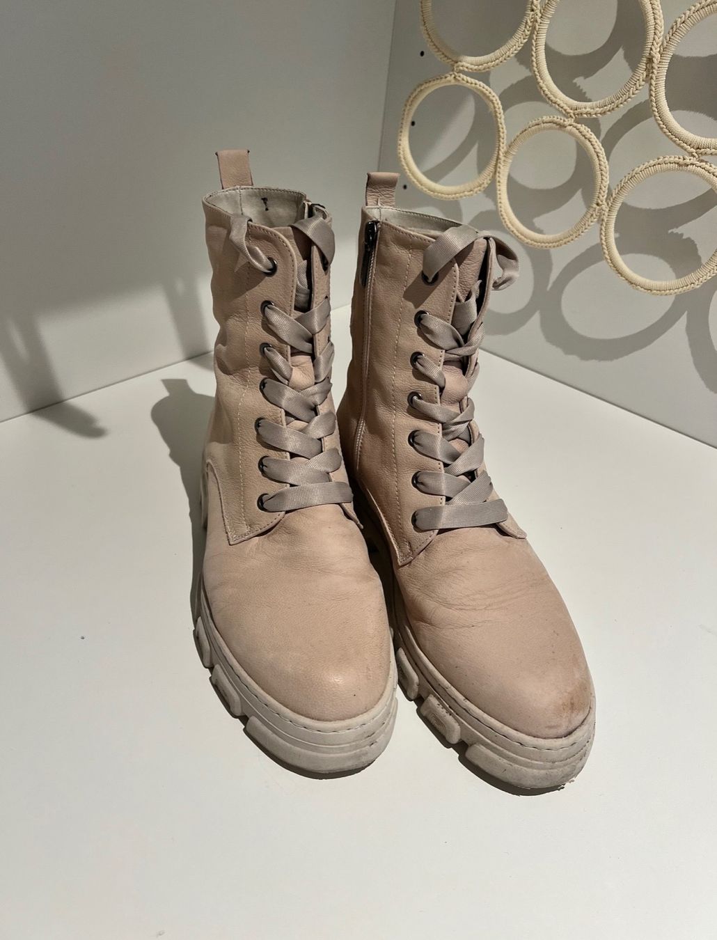 Tamaris Scarpe da donna: Tamaris - beige Winter Boots – Usato da Neerach venduto da lin_2k7j