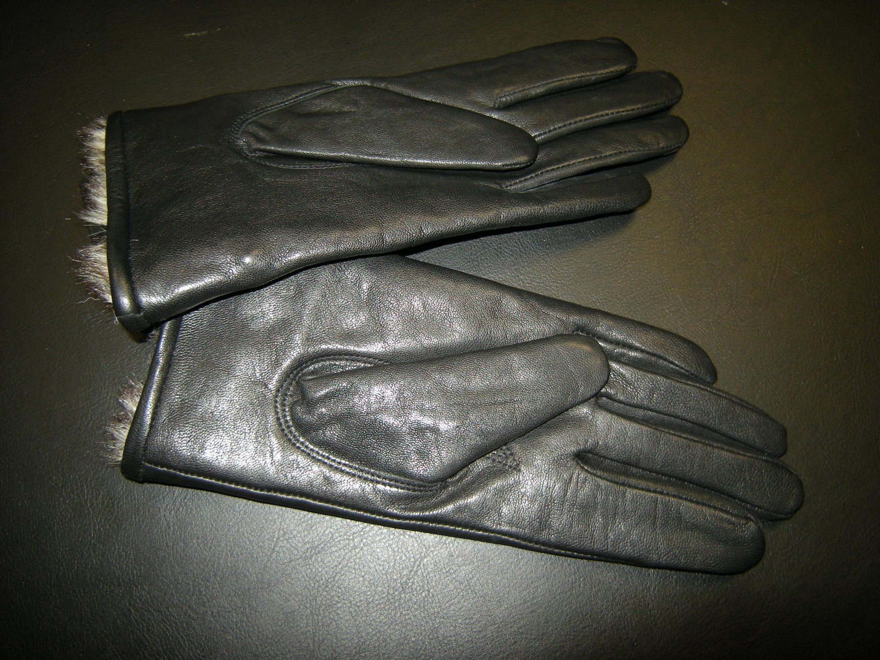 Guanti & manicotti: Echt Glatt Leder Handschuhe Gr. M schwarz – Nuovo e nell'imballaggio originale da Holziken venduto da Rupe 3