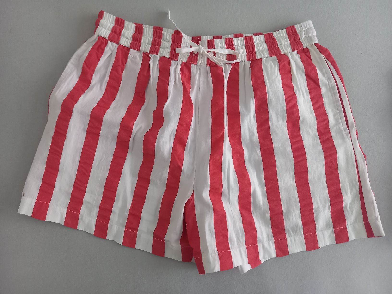 Thinking Mu Hosen: Thinking Mu Geranio Shorts Gr. L – Neu (gemäss Beschreibung) aus Zürich von Veramone
