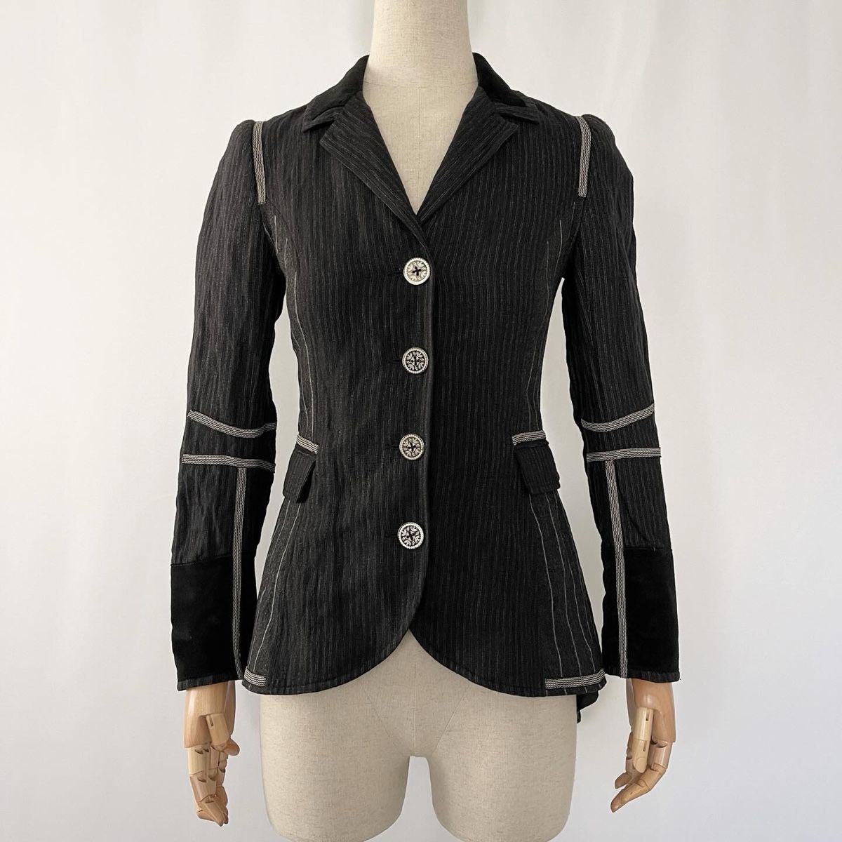 Vestes: H.O.T. Jacket – Neuf (Voir description) à Emmen par Avviivva_Com2023