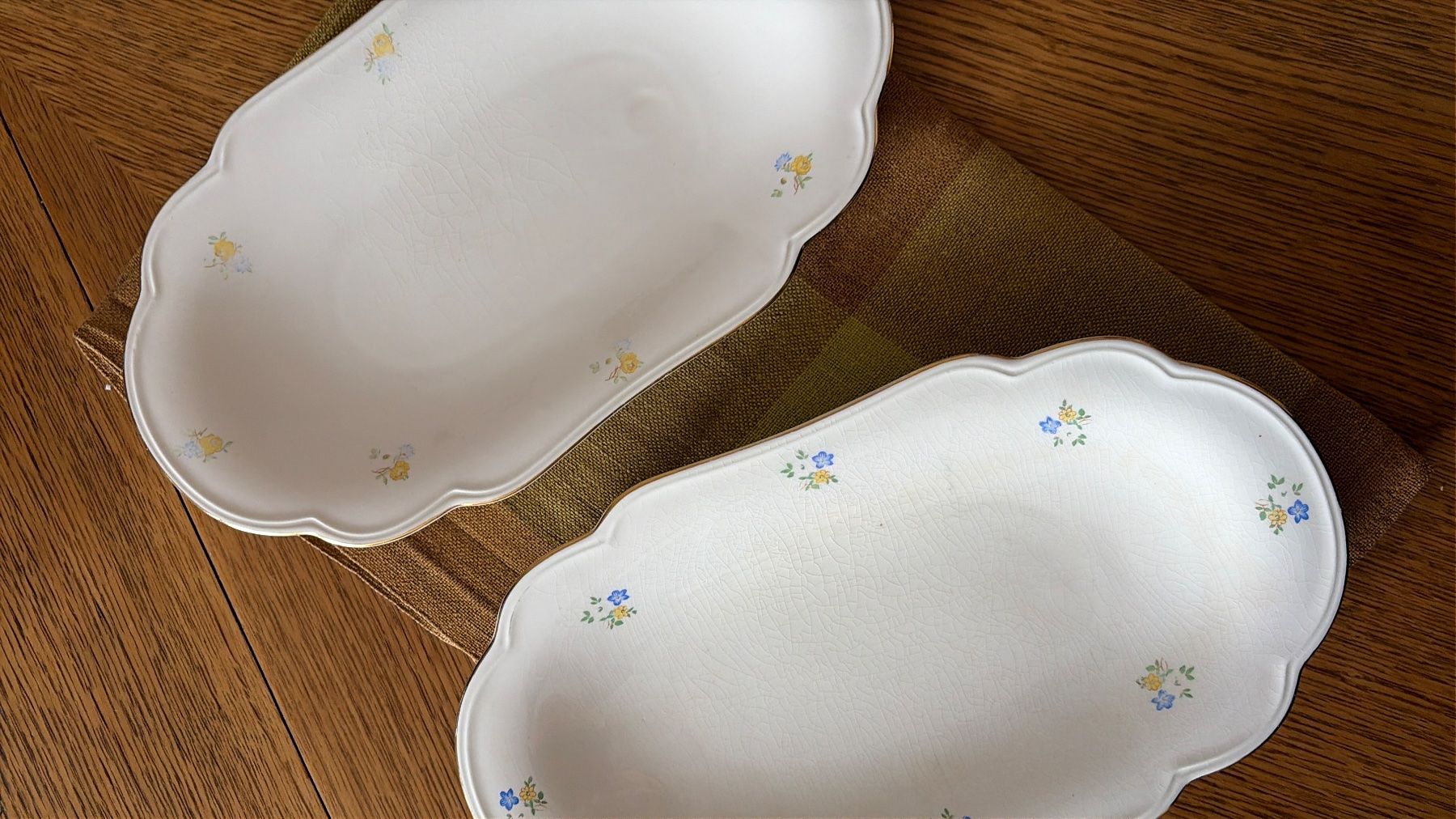 Royal Copenhagen Assiettes: Aluminia Denmark Faience Small Serving Platters X 2 – D'occasion à Luzern par AM2nd 6