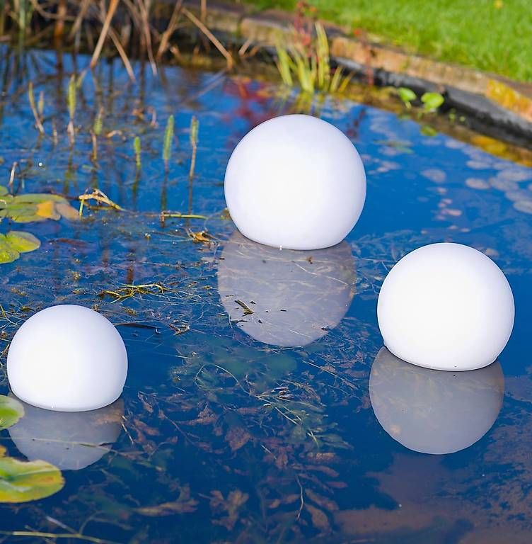 Lampen: Lampes Boule Lumineuse Led. – Gebraucht aus Lausanne von UniDecoCasa