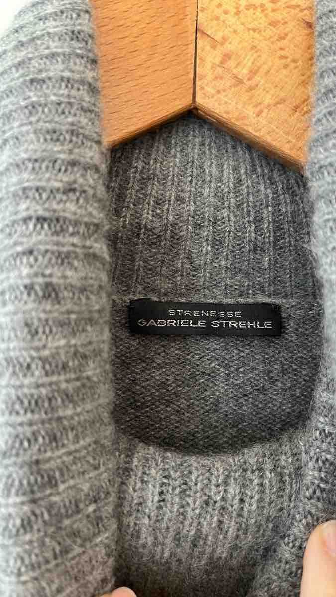 Maglioni & Felpe: Strenesse Gabriele Strehle Rollkragenpullover Grau S – Nuovo (secondo la descrizione) da Zürich venduto da Leoniemarcia 1