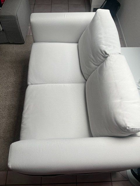 Ikea Sofas: Canapé 2 places Norsborg blanc – Gebraucht aus Féchy von BA001 1